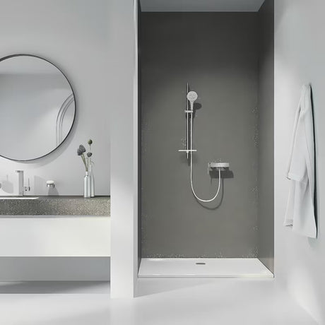 Ročna prha Grohe Rainshower 130 SmartActive v izvedbi supersteel s tremi vrstami curka