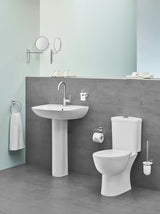 Viseči umivalnik Grohe Bau Ceramic 65 v beli barvi s prelivom in odprtino pro za armaturo