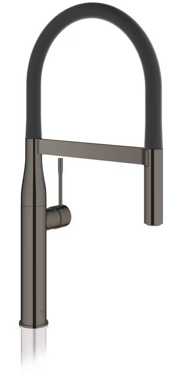 Armatura za Pomivalno Korito Grohe Essence Professional v izvedbi hard graphite z izvlečno prho in vrtljivim izlivom