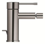 Bidejska armatura enoročna Grohe Essence v površinski obdelavi Hard Graphite z odtokom.