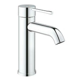 Kromirana enoročna armatura za umivalnik Grohe Essence New z gladkim ohišjem in ukrivljenim izlivom