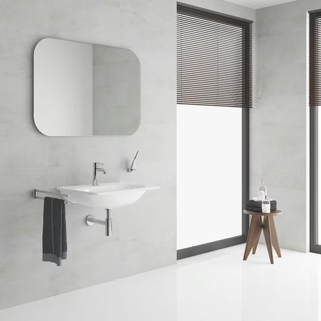 Kromirana enoročna armatura za umivalnik Grohe Essence New z gladkim ohišjem in ukrivljenim izlivom