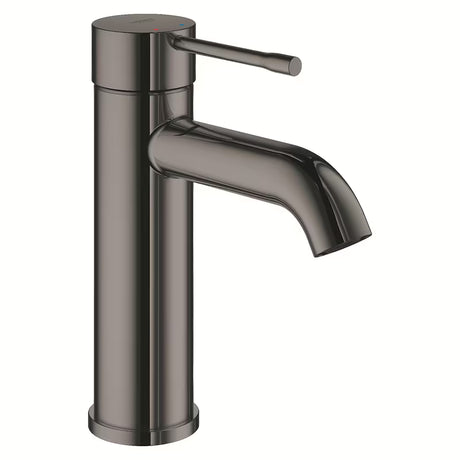 Umivalniška enoročna armatura Grohe Essence New z visokim izlivom v površinski obdelavi Hard Graphite.