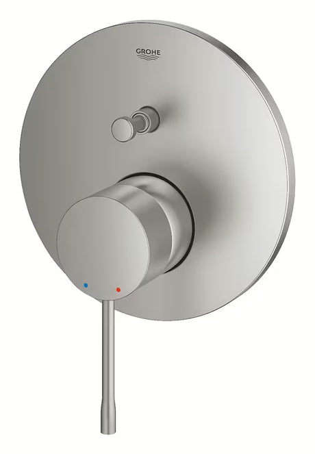 Podometna armatura za tuš Grohe Essence New v izvedbi supersteel z ročnim upravljanjem in 2-smernim preklopnikom.