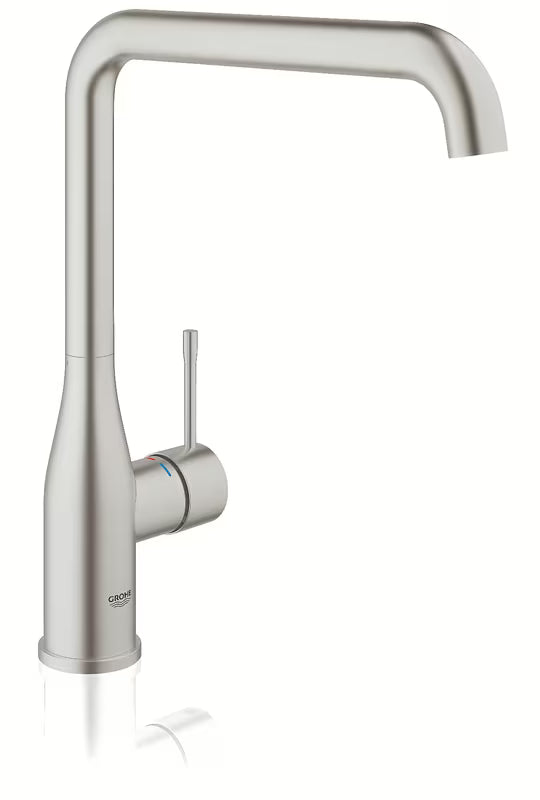 Kuhinjska armatura za pomivalno korito Grohe Essence New z visokim vrtljivim izlivom v izvedbi supersteel.