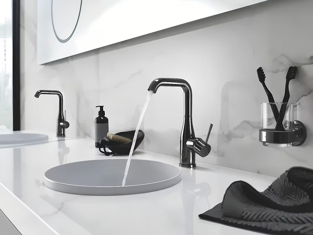 Visoka enoročna armatura za umivalnik Grohe Essence New v površinski obdelavi Hard Graphite z vrtljivim izlivom
