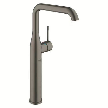Visoka armatura za Umivalnik Grohe Essence New v površini brushed hard graphite z vrtljivim izlivom.