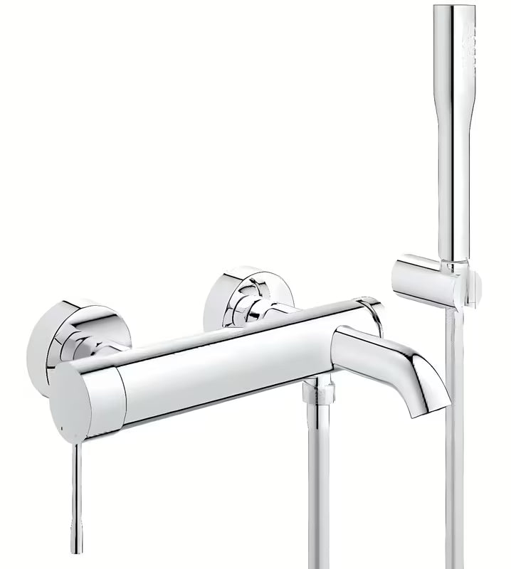 Kromirana stenska armatura za kad Grohe Essence New s tuš setom