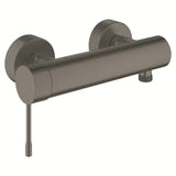 Stenska enoročna armatura za tuš Grohe Essence New v izvedbi brushed hard graphite.