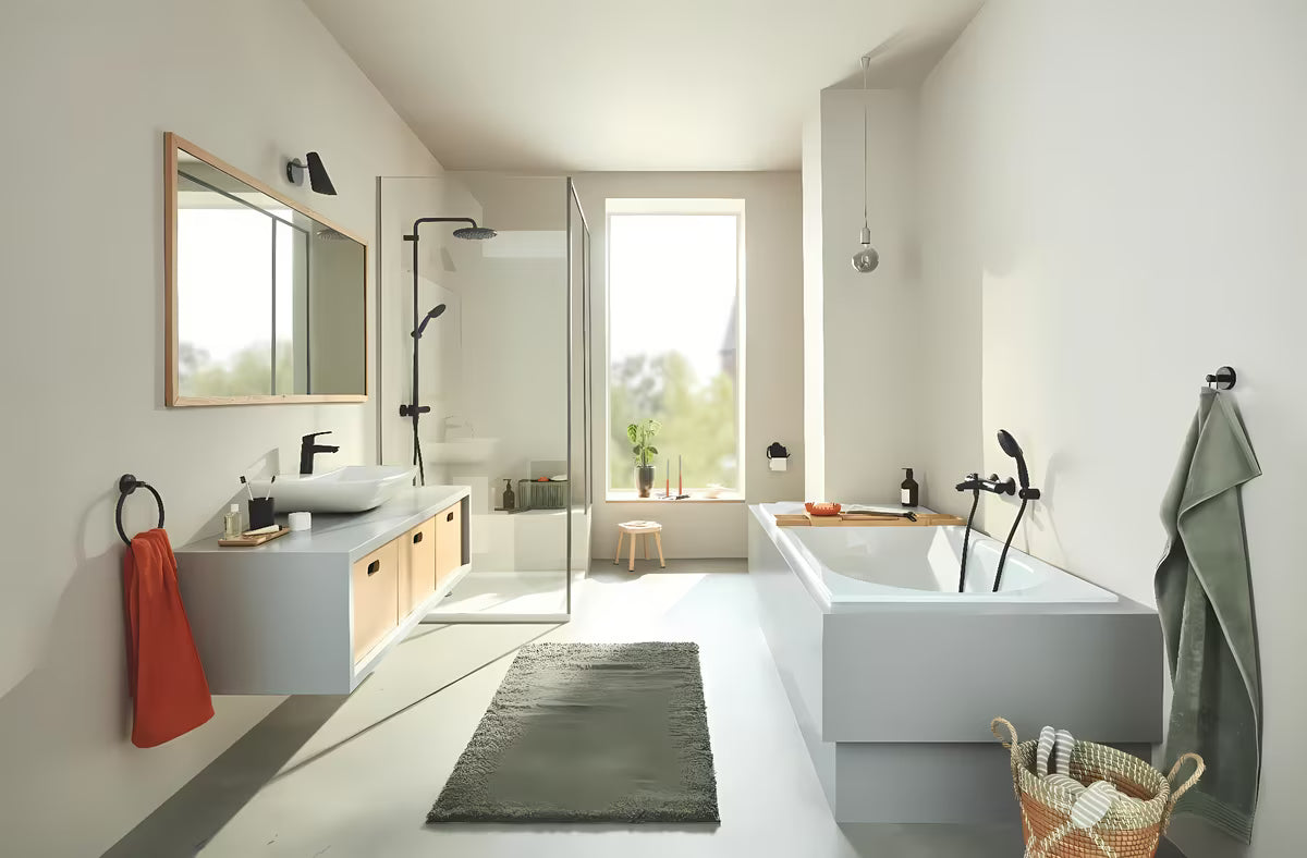 Kovinski držalo za brisače Grohe Essentials v mat črni izvedbi s skritim pritrjevanjem