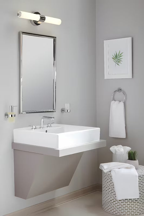 Kromiran držalo za kozarec Grohe Essentials vključno s kozarcem s skritim pritrjevanjem