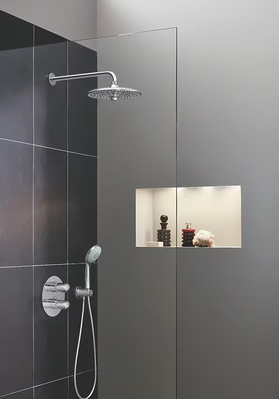 Krom nadglavna prha Grohe Euphoria 260 smartcontrol s tremi načini curka in tuš ročko