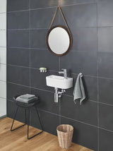 Viseče umivalnik Grohe Euro Ceramic 370x180 mm iz bele keramike z odprtino za armaturo