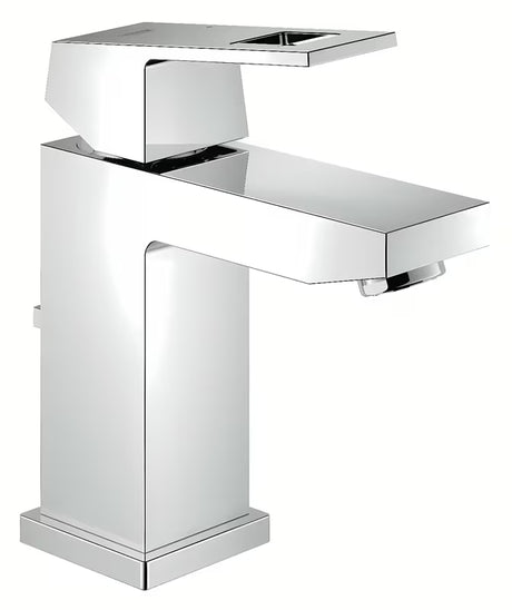 Kromirana armatura za umivalnik Grohe Eurocube z ročnim upravljanjem in odtokom.