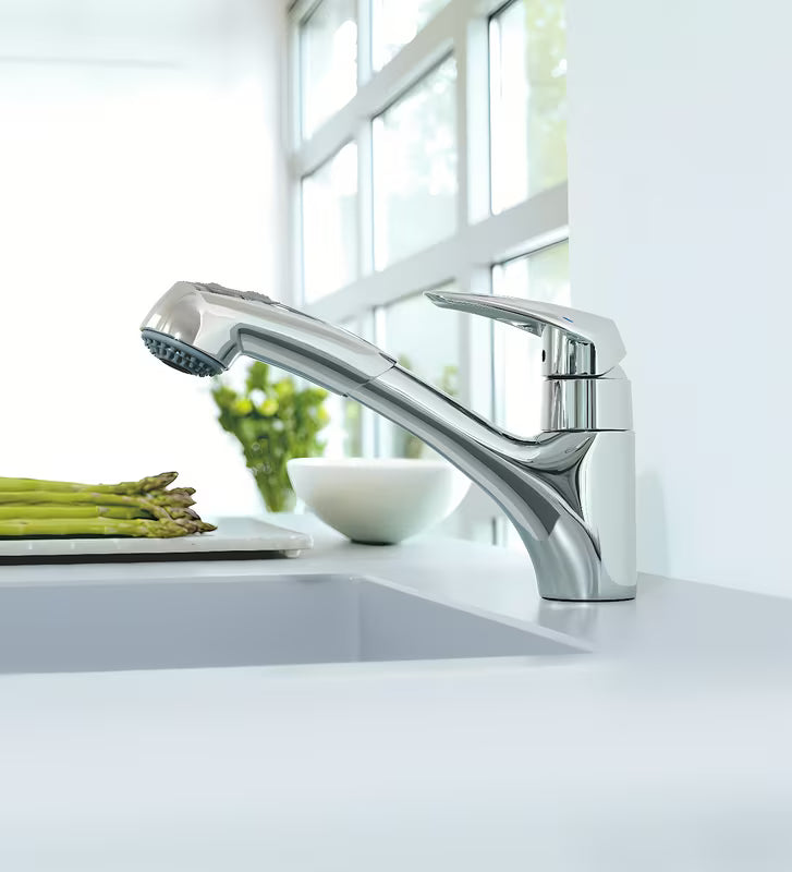 Kromirana armatura za pomivalno korito Grohe Eurodisc z izvlečno prho z vrtljivim izlivom