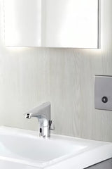 Kromirana senzorska armatura za umivalnik Grohe Europlus z infrardečim senzorjem