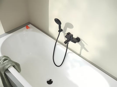 Grohe Eurosmart enoročna stenska armatura za kad v mat črni izvedbi s preklopnikom kad/tuš