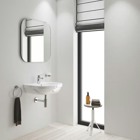 Kromirana enoročna armatura za umivalnik Grohe Eurosmart Cosmopolitan z odtočnim kompletom