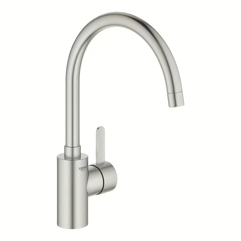 Kuhinjska enoročna armatura Grohe Eurosmart Cosmopolitan z visokim vrtljivim izlivom v izvedbi supersteel.
