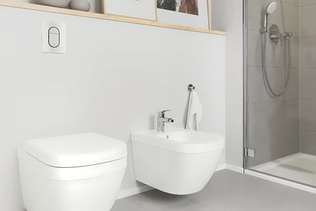 Grohe Eurosmart New podometna enoročna pršna in armatura za kad v krom izvedbi