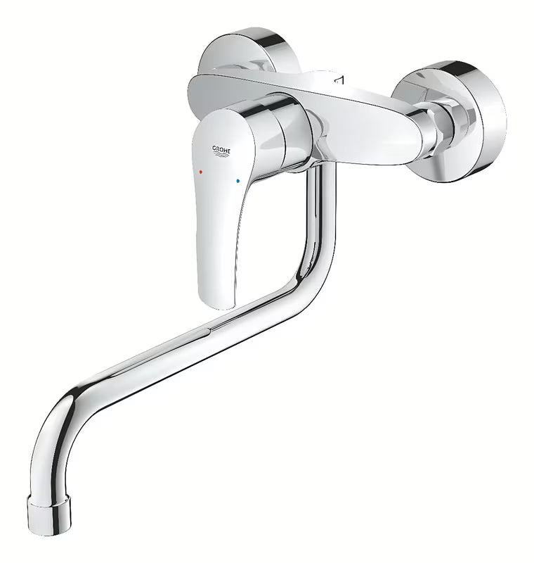 Kromirana stenska armatura za pomivalno korito Grohe Eurosmart New z ročnim upravljanjem in vrtljivim izlivom.