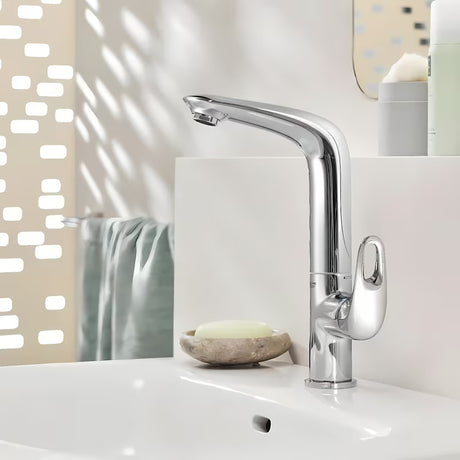 Grohe Eurostyle New visoka enoročna stoječa armatura za umivalnik z odtokom v krom izvedbi
