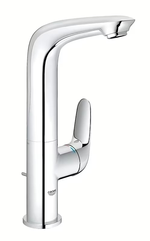 Visoka enoročna armatura za umivalnik Grohe Eurostyle New v kromu z vrtljivim izlivom in odtočno garnituro.