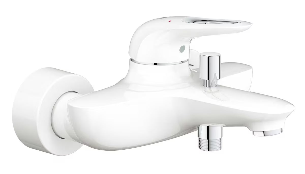 Stenska enoročna armatura za kad Grohe Eurostyle New v barvi Moon White z avtomatskim preklopnikom kad/prha