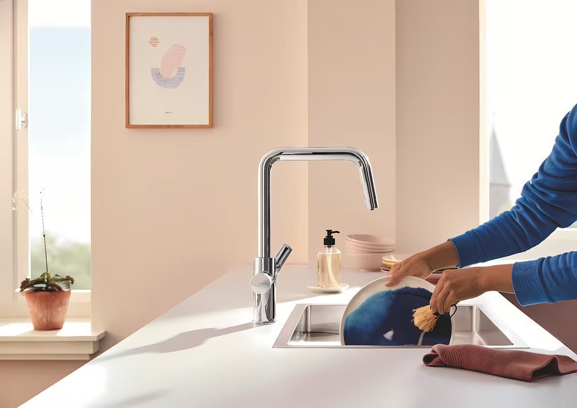 Kromirana armatura za pomivalno korito Grohe Blue Pure 2022 z ločeno ročico za pro filtrirano vodo