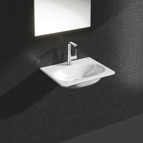 Grohe Lineare visoka enoročna armatura za umivalnik z odtokom v krom izvedbi