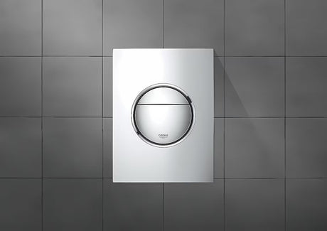 Kromirana upravljalna splakovalna tipka Grohe Nova Cosmopolitan S pro podometne splakovalniki