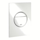 Bel splakovalni tipka Grohe Nova Cosmopolitan S Alpine White pro podometne splakovalniki z dvojnim splakovanjem.