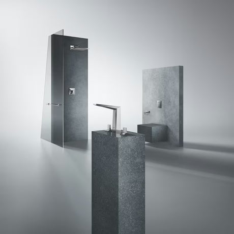 Nadglavna prha Grohe Rainshower 310 Mono Cube s stenskim tuš ročajem v izvedbi supersteel.