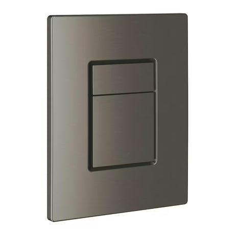 Aktivirna tipka Grohe Skate Cosmopolitan v izvedbi brushed-hard-graphite pro splakovanje WC školjka