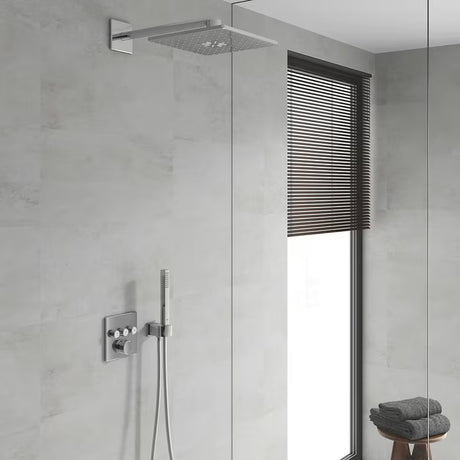 Podometni tušni sistem Grohe Smart Control v kromu z nadglavno in ročno prho
