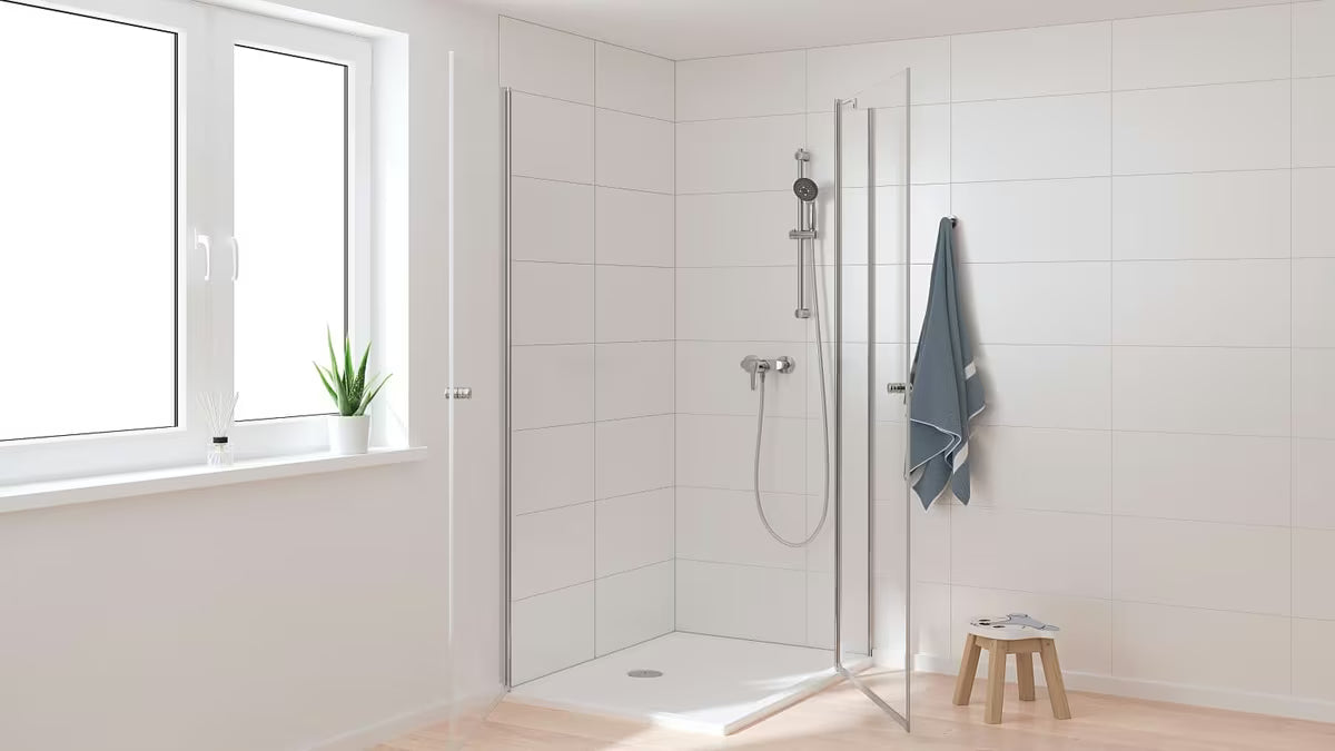 Enoročna stenska armatura za tuš Grohe Start v krom izvedbi s tehnologijo Grohe SilkMove
