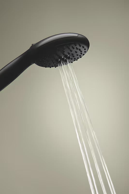 Ročna prha Grohe Tempesta 110 v mat črni izvedbi z dvema vrstama curka Rain in Jet