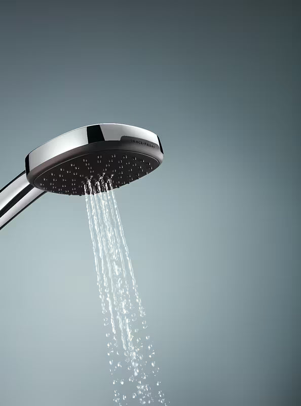 Ročni tuš ročka Grohe Vitalio Comfort v krom izvedbi z dvema vrstama curka Rain in Jet