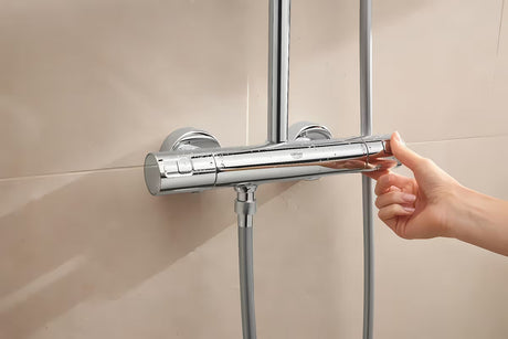 Grohe Vitalio Comfort System tušni sistem s termostatsko armaturo v kromu z nadglavno in ročno prho