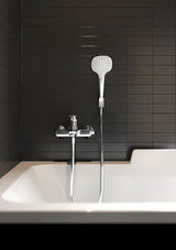 Hansgrohe Croma Select tuš set v izvedbi bela/krom z ročno prho, cevjo in držalom