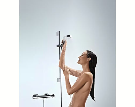 Hansgrohe Croma Select E tuš set v beli in krom izvedbi z ročno prho, drsnikom Unica in cevjo