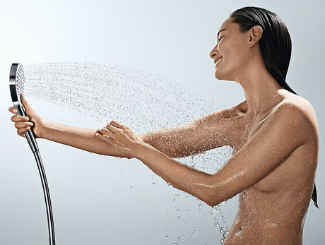 Hansgrohe Croma Select E tuš set v beli in krom izvedbi z ročno prho in letvijo Unica