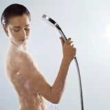 Ročna prha Hansgrohe Croma Select S Vario bela/krom z gumbom Select, premer 110 mm
