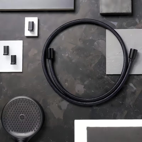 Tekstilna cev za tuš hansgrohe Designflex v mat črni barvi, dolžina 1,60 m