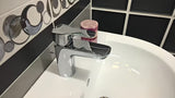Kromiran enoročna stoječa armatura za umivalnik Hansgrohe HG248 z odtokom
