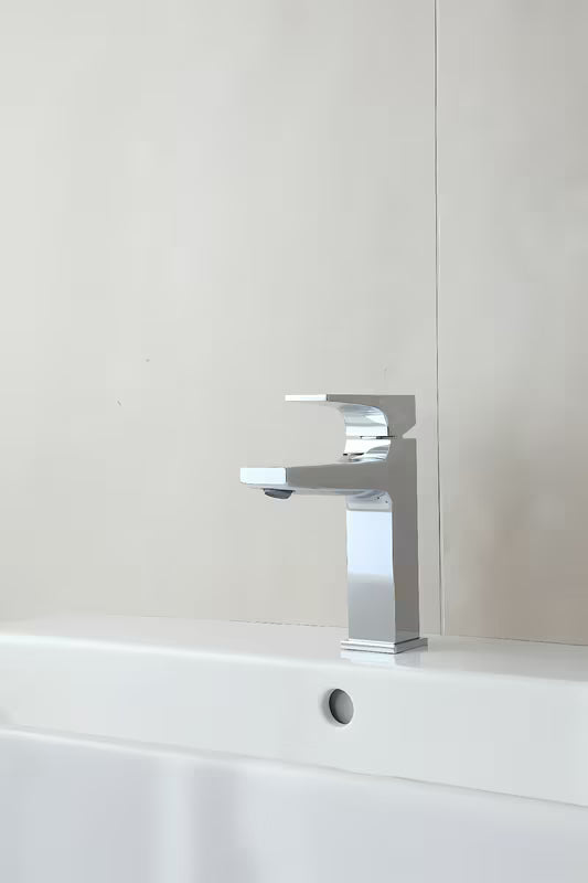 Kromirana umivalniška enoročna armatura Hansgrohe Metropol z odtočnim ventilom push-open