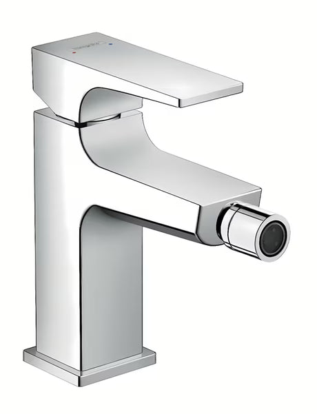 Kromirana enoročna armatura za bide Hansgrohe Metropol z odtočnim kompletom push-open in perlatorjem AirPower.