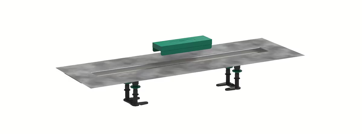 Montažni komplet hansgrohe RainDrain pro kanalete za tuš z odtočnim kanalom iz nerjavnega jekla in tesnilno membrano.