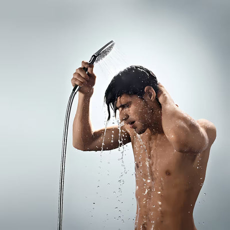 Ročna prha Hansgrohe Raindance Select E bela/krom z gumbom Select in tremi curki