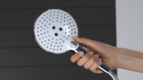 Kromirana ročna prha Hansgrohe Raindance Select S 120 z gumbom Select s tremi vrstami curka